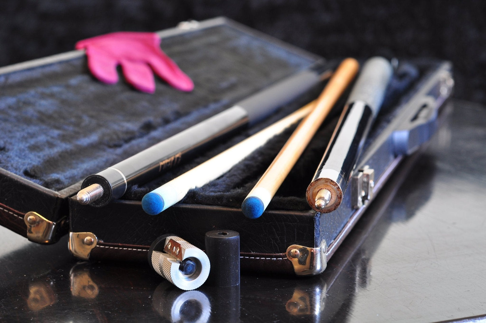 A Comprehensive Guide to Selecting Pool Cue Cases - Billiard and Pool Center